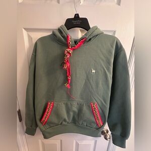 Illari Size Small Sweatshirt Aztec Peru Hoodie